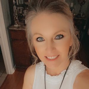 Meet your Posher, Helen